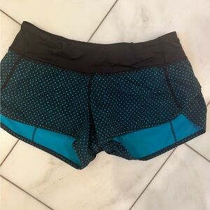 Polka dot lulu shorts size 2
